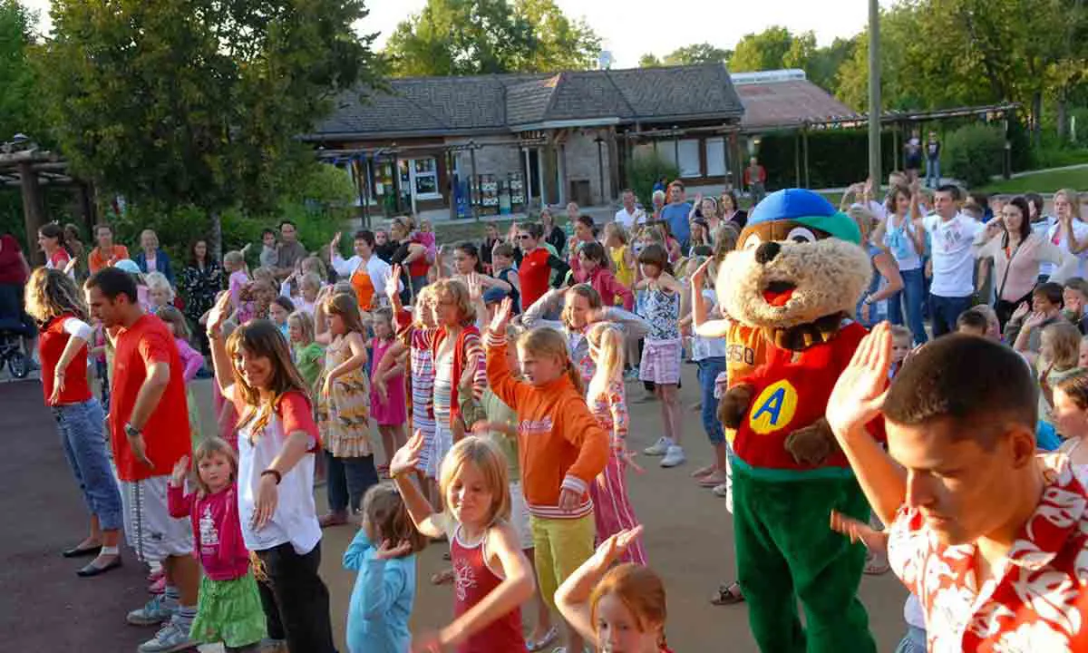 Camping Le Fayolan Franche-Comté - Clairvaux-les-Lacs visuel 11/14