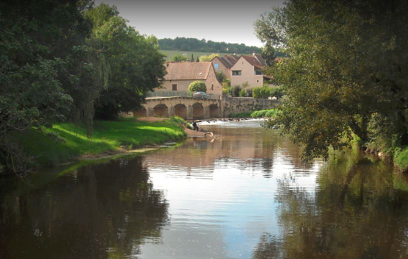 Le Gue Bourgogne - Savigny-sur-Grosne visuel 1/1 Le Gue Bourgogne - Savigny-sur-Grosne visuel 1/1