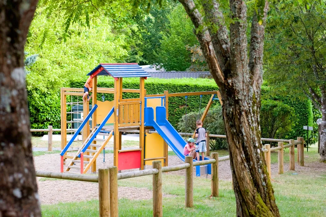 Camping Le Mas Aquitaine - Les Eyzies de Tayac Sireuil visuel 13/13