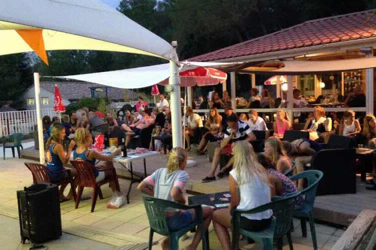 Camping Le Mas de Reilhe Languedoc-Roussillon - Crespian visuel 16/16