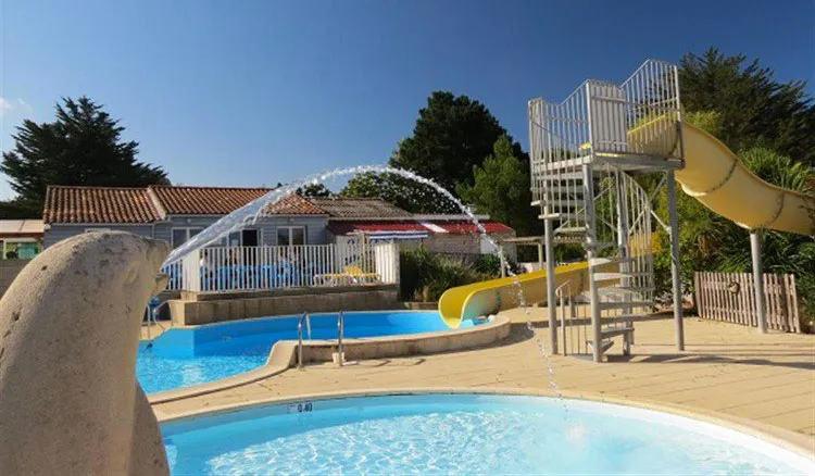 Camping Le Parc de la Grève Pays de Loire - L'Aiguillon-sur-Vie visuel 3/9
