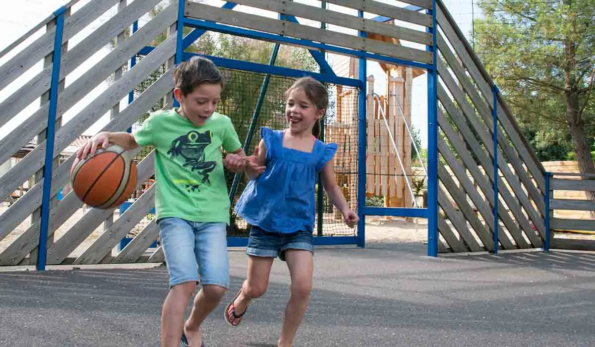 Camping Le Petit Paris Pays de Loire - Les Sables-d'Olonne visuel 12/15