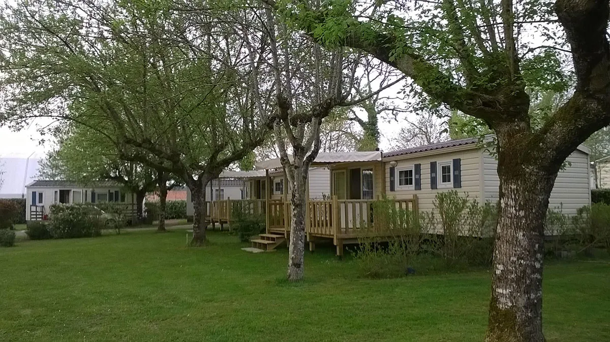 Camping Le Plein Air Neuvicois Aquitaine - Neuvic visuel 10/12