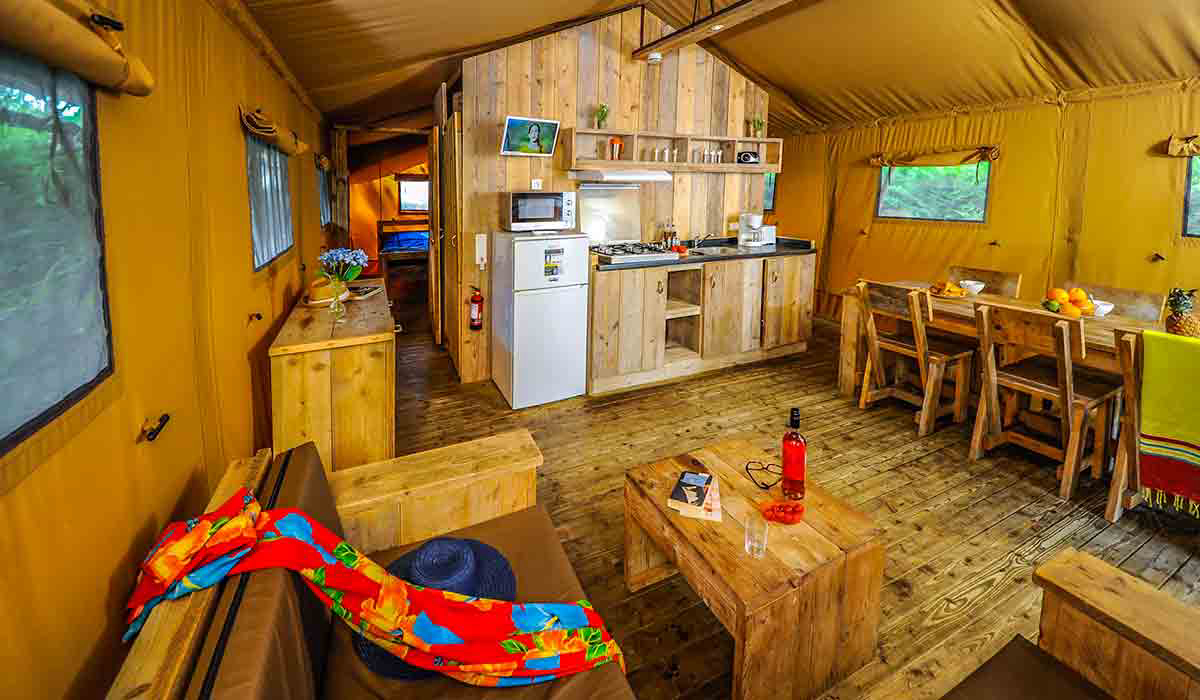 camping le vieux port messanges