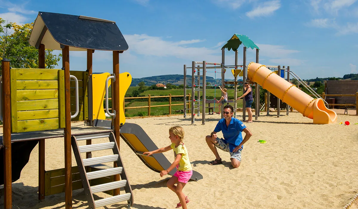 Camping Le Village des Meuniers Bourgogne - Dompierre-les-Ormes visuel 16/17