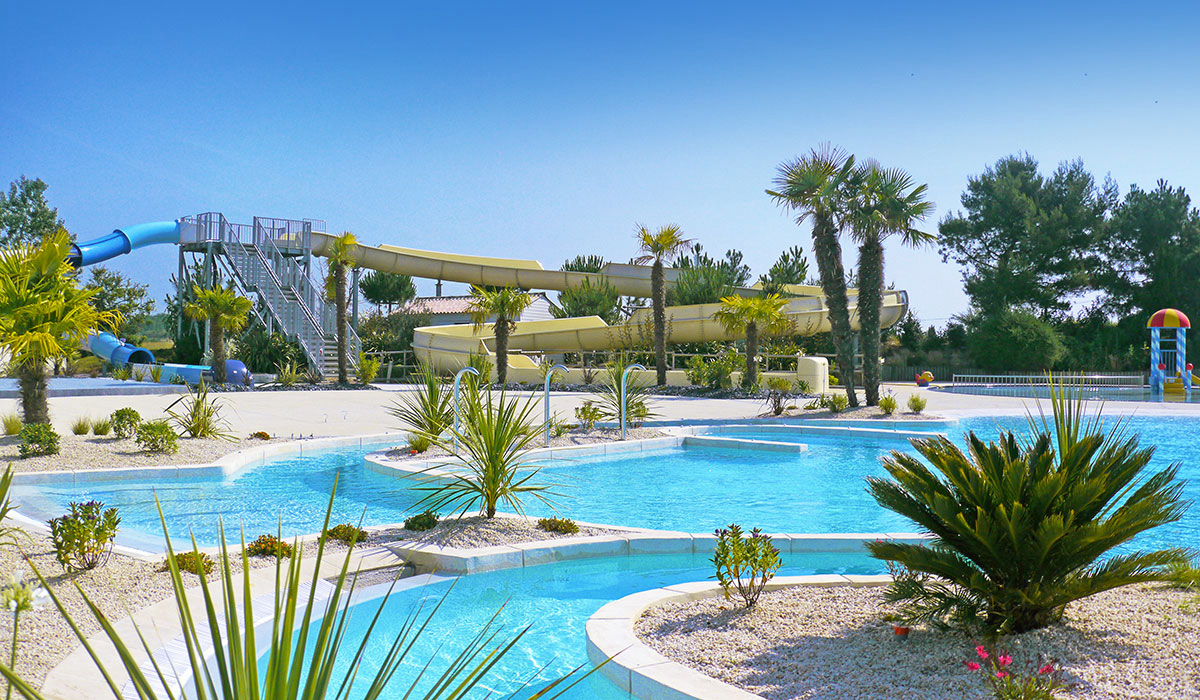 Camping Les Blancs Chênes 4 étoiles - La Tranche-sur-Mer - Toocamp