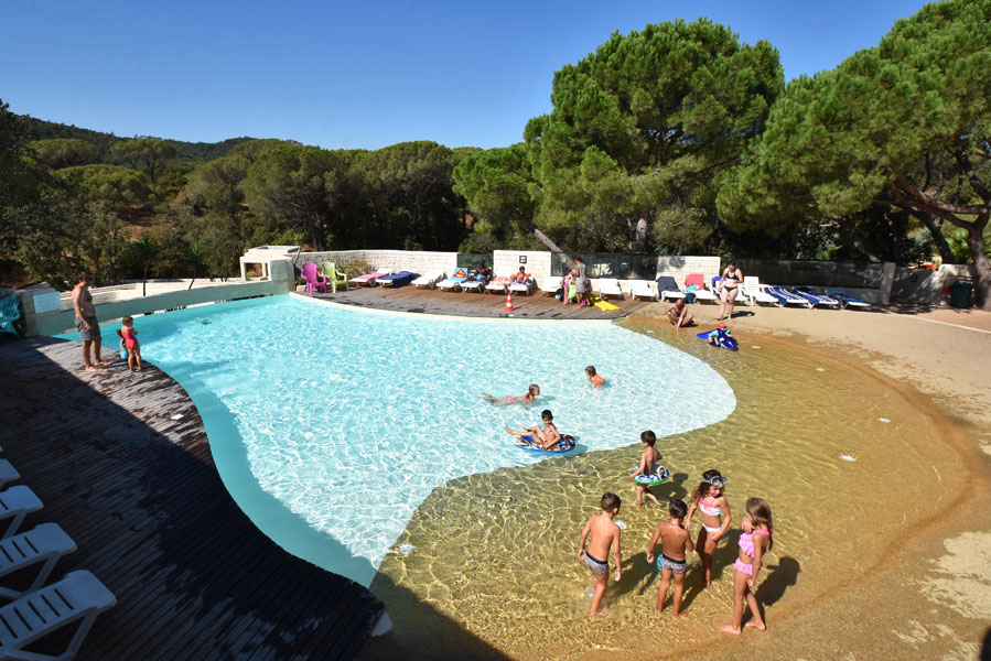 Camping Les Cigales 4 étoiles Le Muy Toocamp