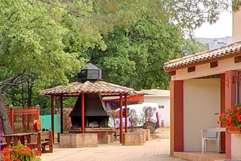 Les Pins Provence-Alpes-Côte d'Azur - Les Salles-sur-Verdon visuel 2/10