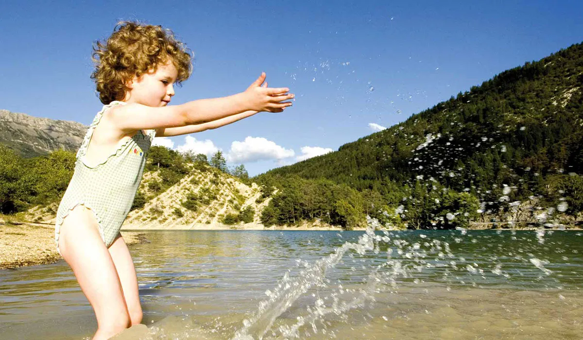 Camping Les Plages de l'Ain Rhône-Alpes - Saint-Maurice-de-Gourdans visuel 2/7