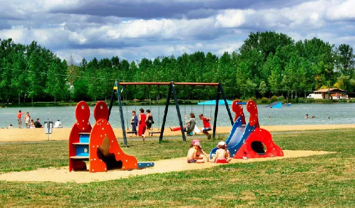 Camping Moncontour Active Park Poitou-Charentes - Moncontour visuel 9/11