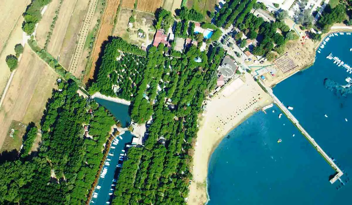 Camping Punta Navaccia Ombrie - Tuoro sul Trasimeno visuel 2/11