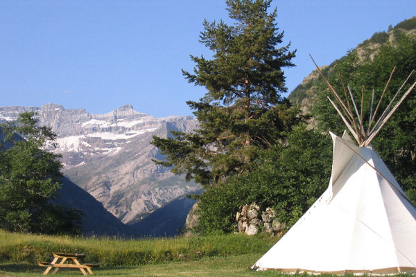 Tipis Indiens Midi-Pyrénées - Gavarnie visuel 1/1 Tipis Indiens Midi-Pyrénées - Gavarnie visuel 1/1