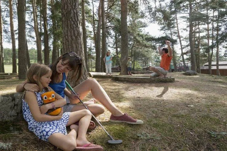 Camping Villages Les Portes des Monts d'Ardèche Auvergne - Tence visuel 2/4
