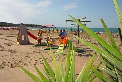 Camping Baia degli Aranci Pouilles - Vieste visuel 4/8
