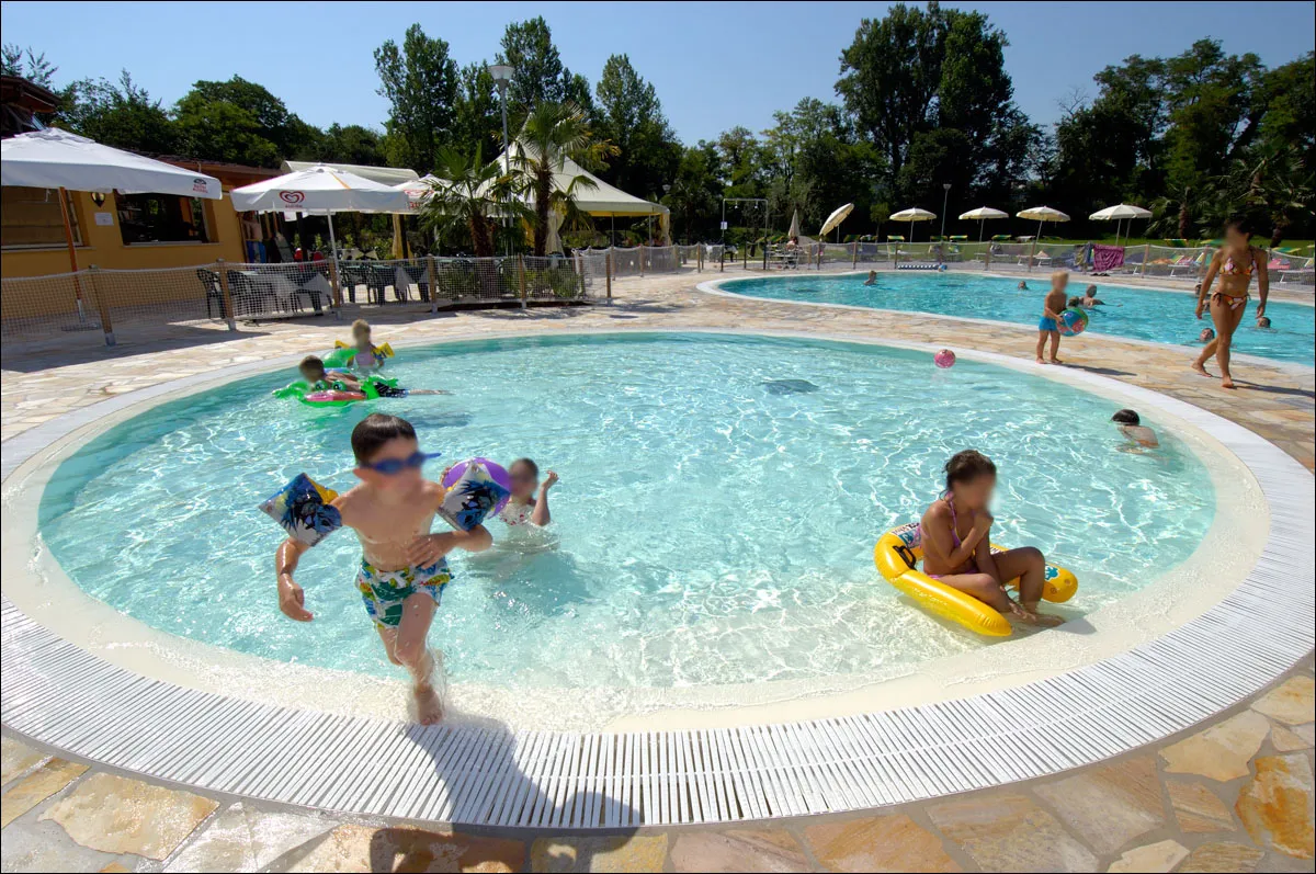 Camping Baia Verde Lombardie - Manerba del Garda visuel 4/12