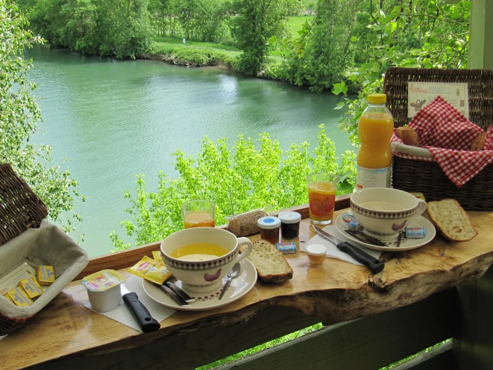 Camping Belle Rivière Poitou-Charentes - Chaniers visuel 4/10
