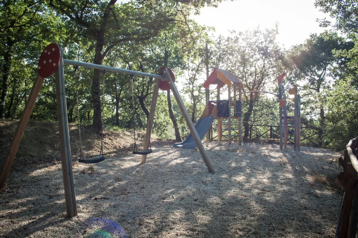 Camping Cerquestra Ombrie - Monte del Lago visuel 8/9
