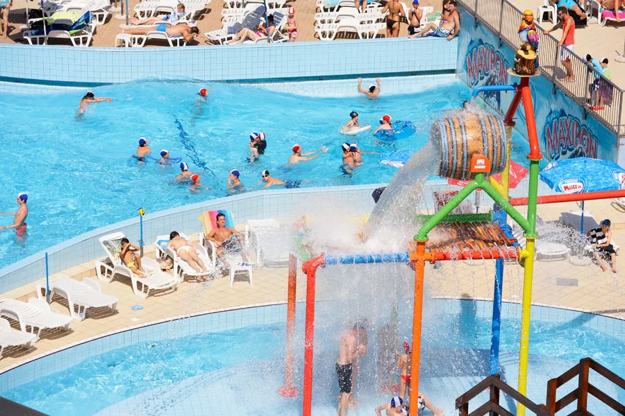 Camping Continental Lido Piémont - Fondotoce di Verbania visuel 3/10