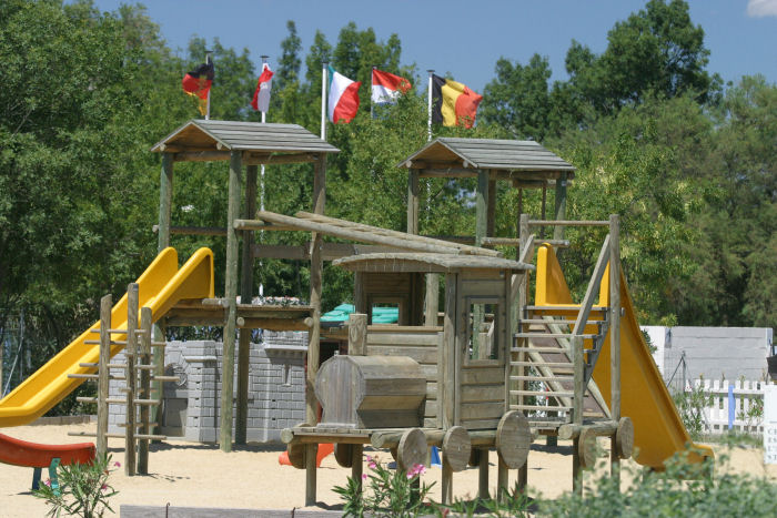 Crin Blanc Provence-Alpes-Côte d'Azur - Albaron sur Arles visuel 4/7 Crin Blanc Provence-Alpes-Côte d'Azur - Albaron sur Arles visuel 4/7