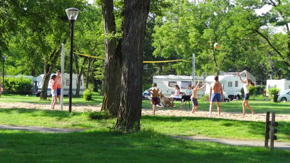 Camping de l'île Grand Centre - Bannay visuel 3/12