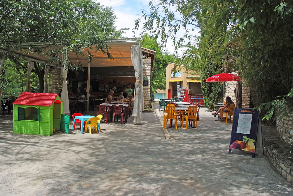 Caming des Tunnels Rhône-Alpes - Vallon-Pont-d'Arc visuel 9/12 Caming des Tunnels Rhône-Alpes - Vallon-Pont-d'Arc visuel 9/12