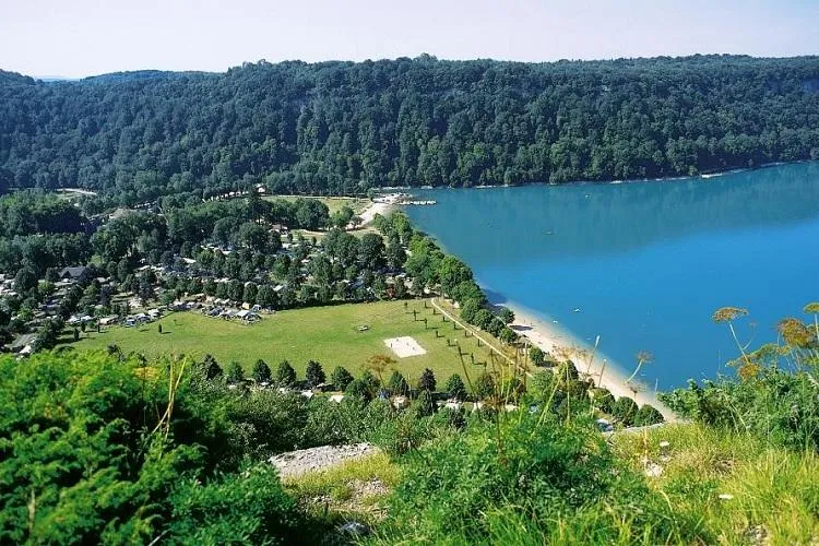 Domaine de Chalain Franche-Comté - Doucier visuel 2/9