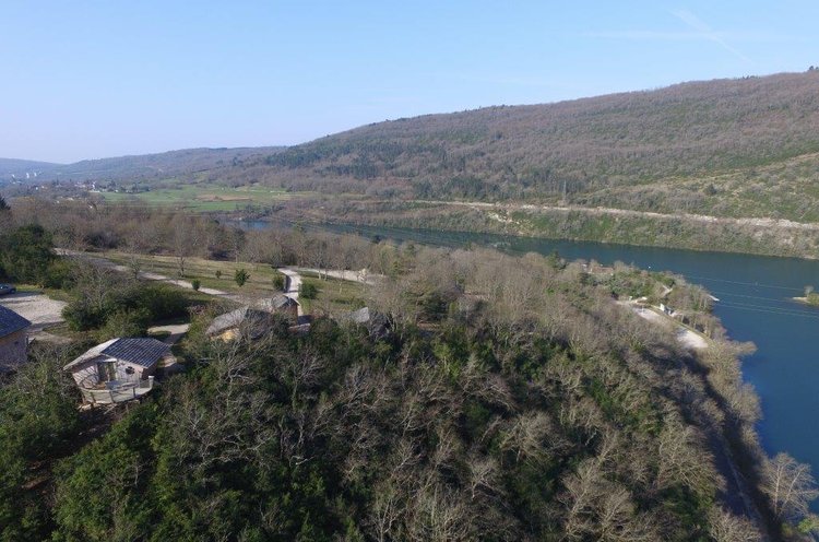 Domaine de Serrières Rhône-Alpes - Serrières-sur-Ain visuel 2/2 Domaine de Serrières Rhône-Alpes - Serrières-sur-Ain visuel 2/2