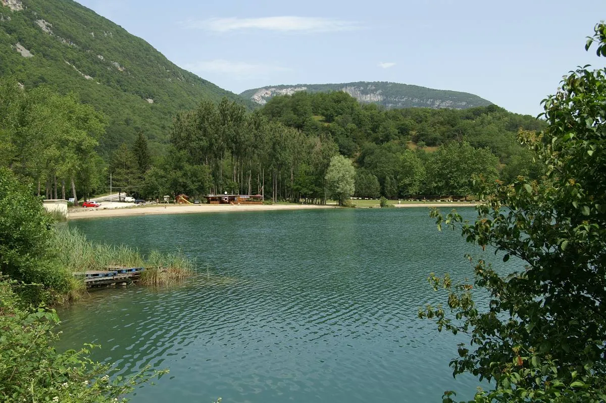 Camping du Lac Rhône-Alpes - Virieu-le-Grand visuel 3/3