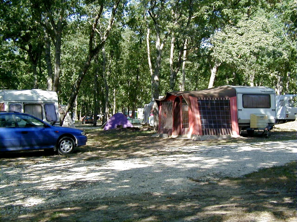 Camping du Lac de Neufont Aquitaine - Saint-Amand-de-Vergt visuel 6/7 Camping du Lac de Neufont Aquitaine - Saint-Amand-de-Vergt visuel 6/7