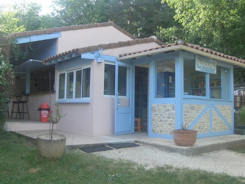 Camping Au Bois Dormant Limousin - Chauffour-sur-Vell visuel 12/13