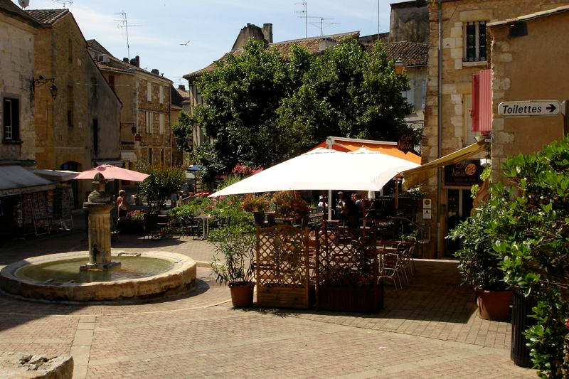 Fontaine du Roc Aquitaine - Villeréal visuel 9/11