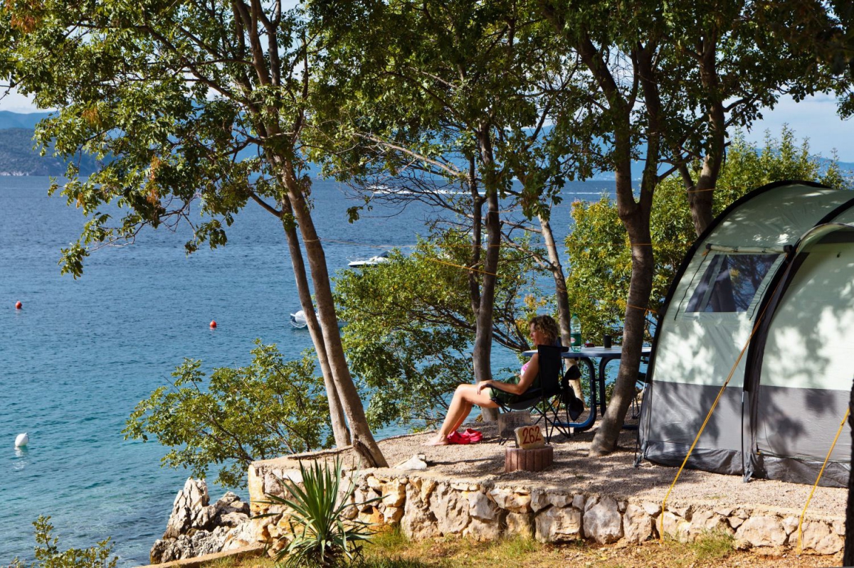 Glavotok Primorje-Gorski Kotar - Krk visuel 4/10 Glavotok Primorje-Gorski Kotar - Krk visuel 4/10