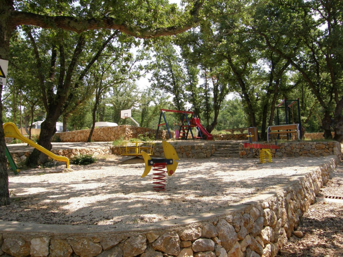 Glavotok Primorje-Gorski Kotar - Krk visuel 2/10 Glavotok Primorje-Gorski Kotar - Krk visuel 2/10