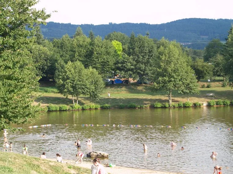 Camping L'Émeraude du Lac Auvergne - Cunlhat visuel 22/22