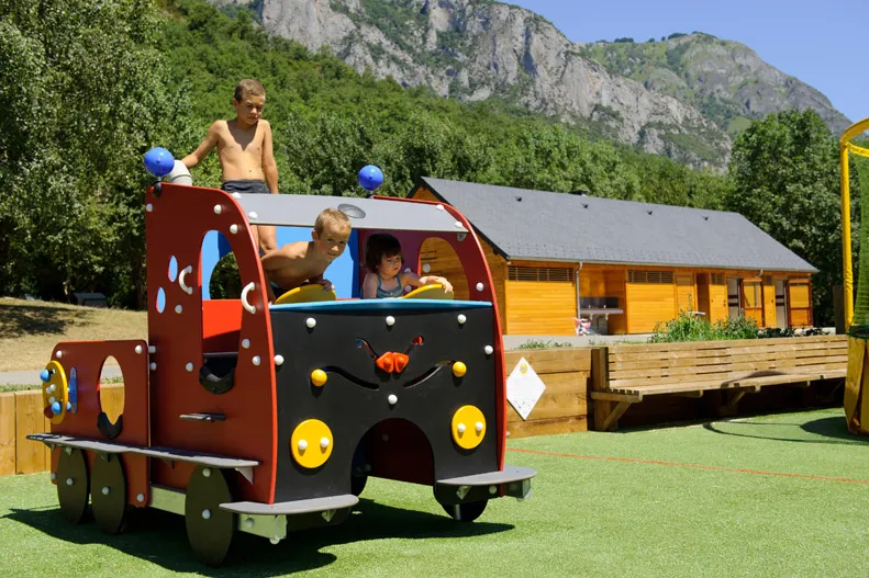 Camping La Châtaigneraie Midi-Pyrénées - Agos-Vidalos visuel 7/7