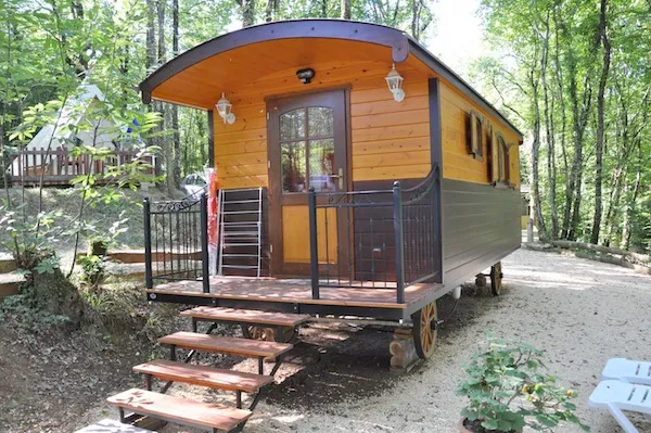 Camping La Ferme de Villeneuve Aquitaine - Saint-André-d'Allas visuel 2/6