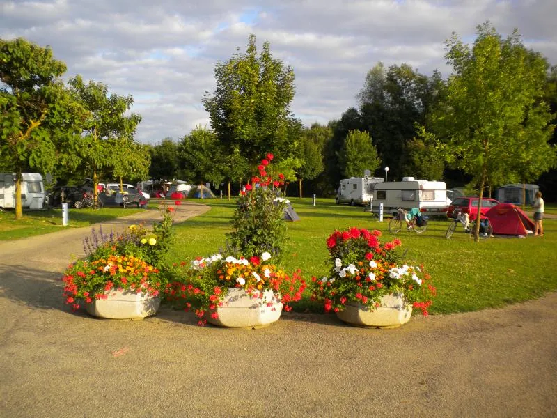 Camping La Gravière du Moulin Bourgogne - Lézinnes visuel 2/10