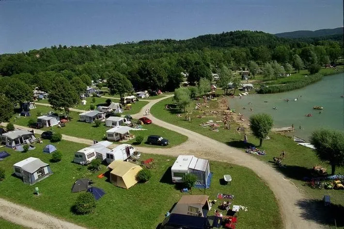 Camping La Grisière Franche-Comté - Clairvaux-les-Lacs visuel 2/9