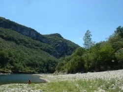 Camping La Plage des Templiers Domaine Naturiste - Rhône-Alpes - Bourg-Saint-Andéol visuel 3/4