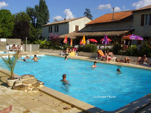 Camping La Rivière Fleurie Aquitaine - Saint-Antoine-de-Breuilh visuel 2/11