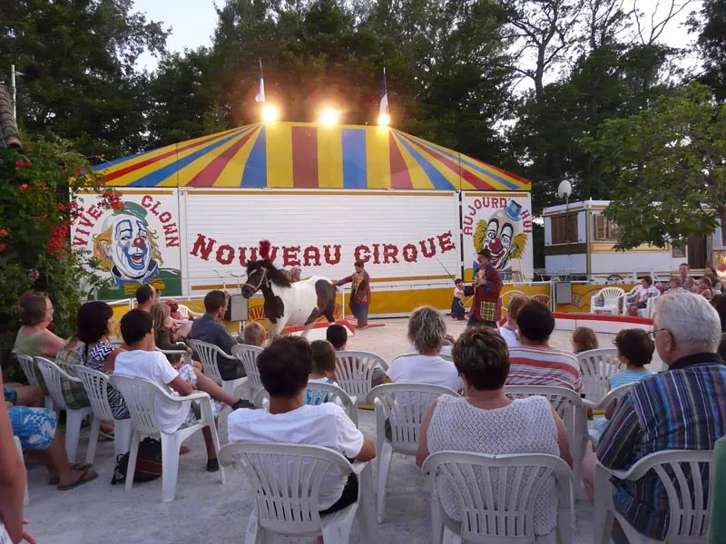 Camping La Sorguette Provence-Alpes-Côte d'Azur - L'Isle-sur-la-Sorgue visuel 10/11