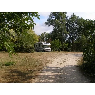 Camping La Tisarne Midi-Pyrénées - Campsas visuel 2/4
