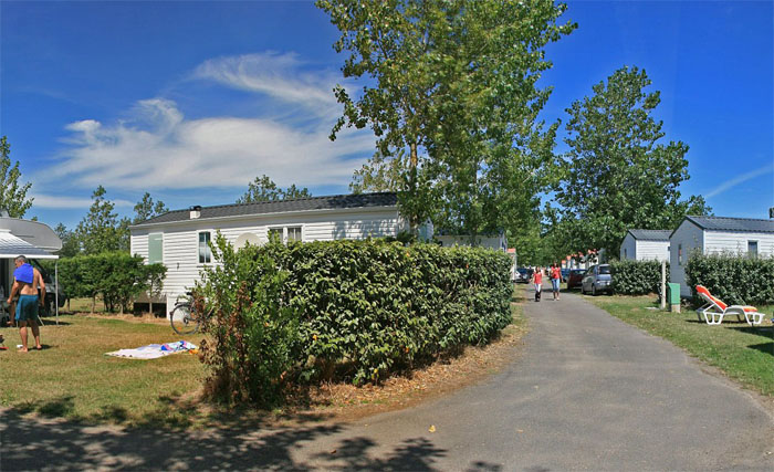 Le Bahamas Beach Pays de Loire - Saint-Gilles-Croix-de-Vie visuel 7/9 Le Bahamas Beach Pays de Loire - Saint-Gilles-Croix-de-Vie visuel 7/9