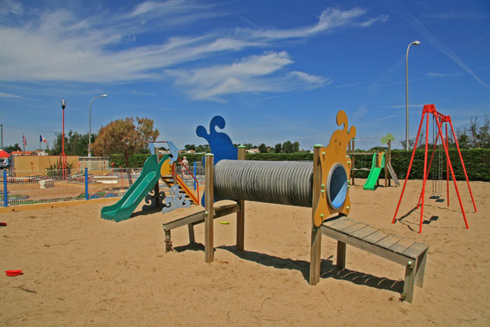 Le Bahamas Beach Pays de Loire - Saint-Gilles-Croix-de-Vie visuel 5/9 Le Bahamas Beach Pays de Loire - Saint-Gilles-Croix-de-Vie visuel 5/9