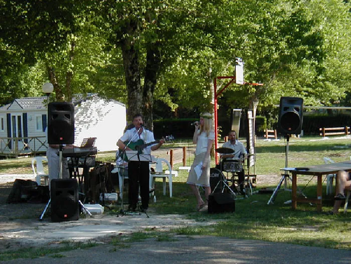Camping Les Cottages d'Onesse Aquitaine - Onesse-et-Laharie visuel 8/9