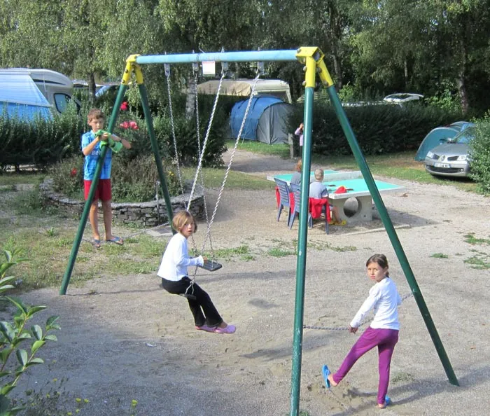 Camping Le Bord du Lac Rhône-Alpes - Bilieu visuel 2/4