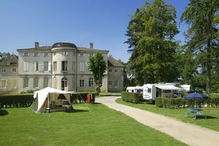Camping Le Château de l'Epervière Bourgogne - Gigny-sur-Saône visuel 10/11