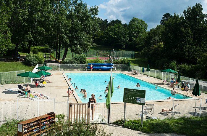 Camping Divonne-les-Bains : 1 campings et 44 aux alentours ...