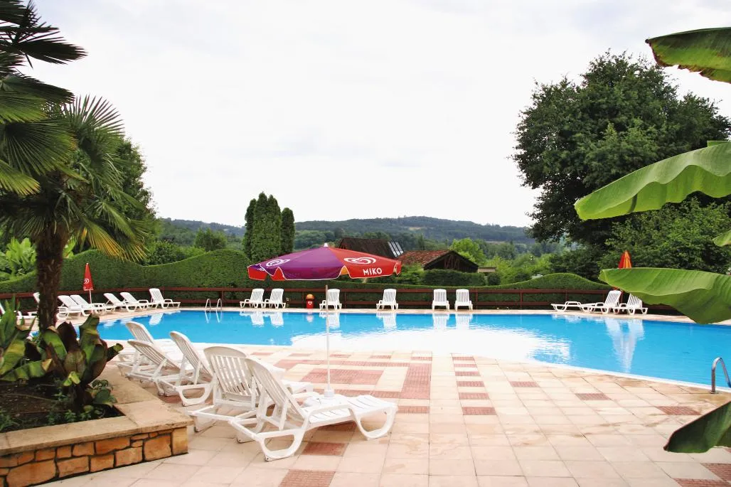 Camping Le Paradis Aquitaine - Saint-Léon-sur-Vézère visuel 5/9