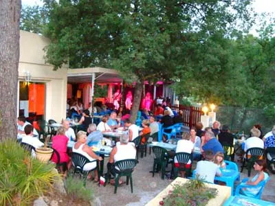 Camping Le Parc Provence-Alpes-Côte d'Azur - Saint-Paul-en-Forêt visuel 7/11